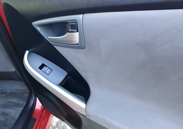 Toyota Prius cena 49900 przebieg: 149000, rok produkcji 2014 z Radom małe 352